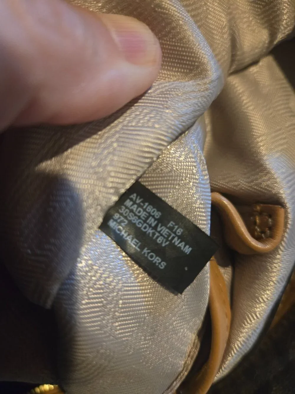 Michael Kors Darien Medium Signature Logo Tote 30S6GDKT6V